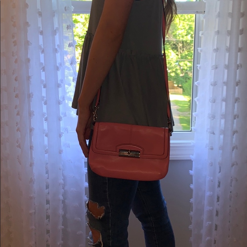 Pink vintage coach bag
